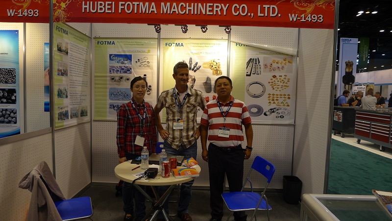 IMTS exhibition with cusomer from Israel